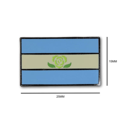 Flag-shaped badge with a rose design, size indicated, on a white background